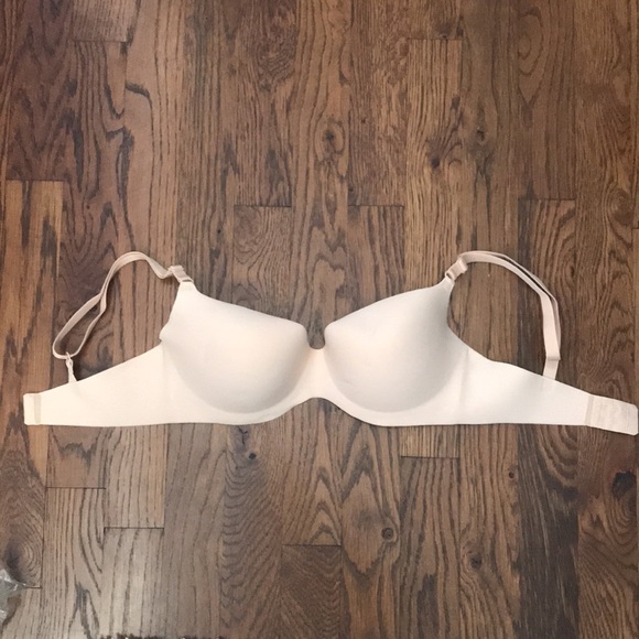 New Felina lingerie nude bra-Underwire with memory foam, lightly padded - 32D - Picture 6 of 8